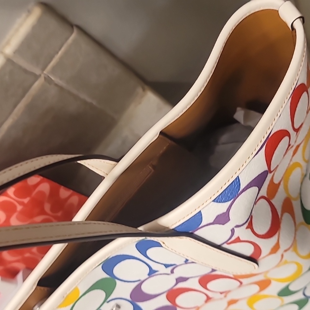Coach Rainbow Bag, New with Tags - Picture 15 of 16